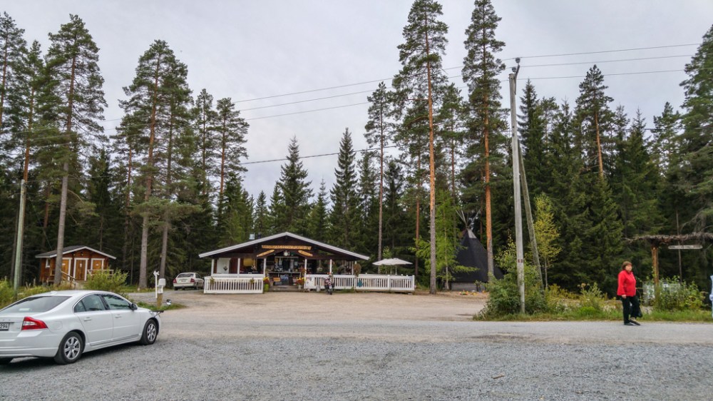 Kankimäki restaurant and parking